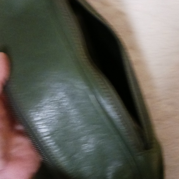 Green leather men/woman travel bag - Picture 3 of 9